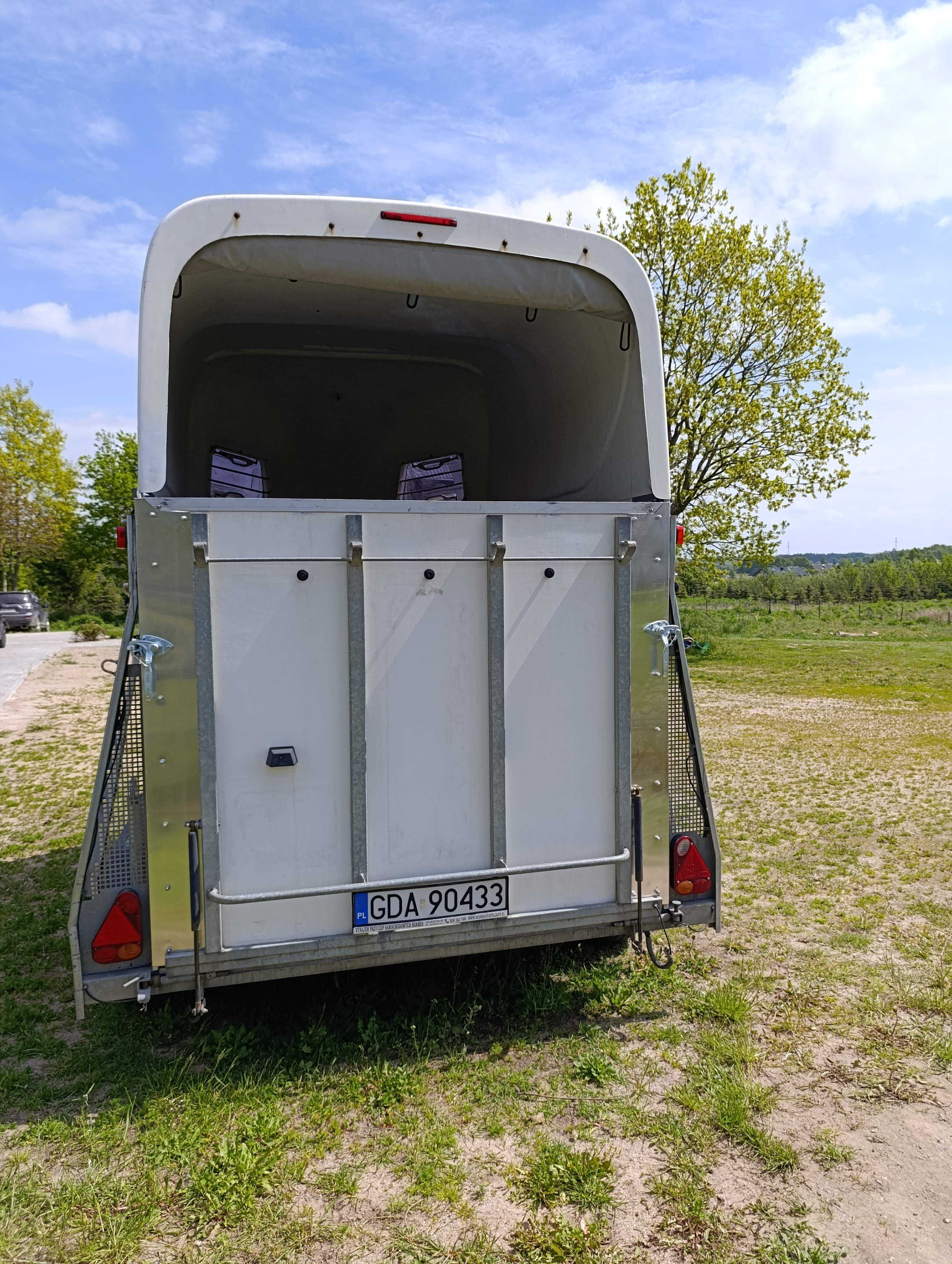 Przyczepa do przewozu koni zwierząt Niewiadów 2018