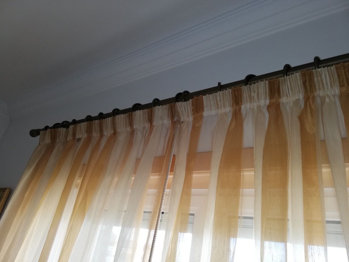 Cortinados com barra