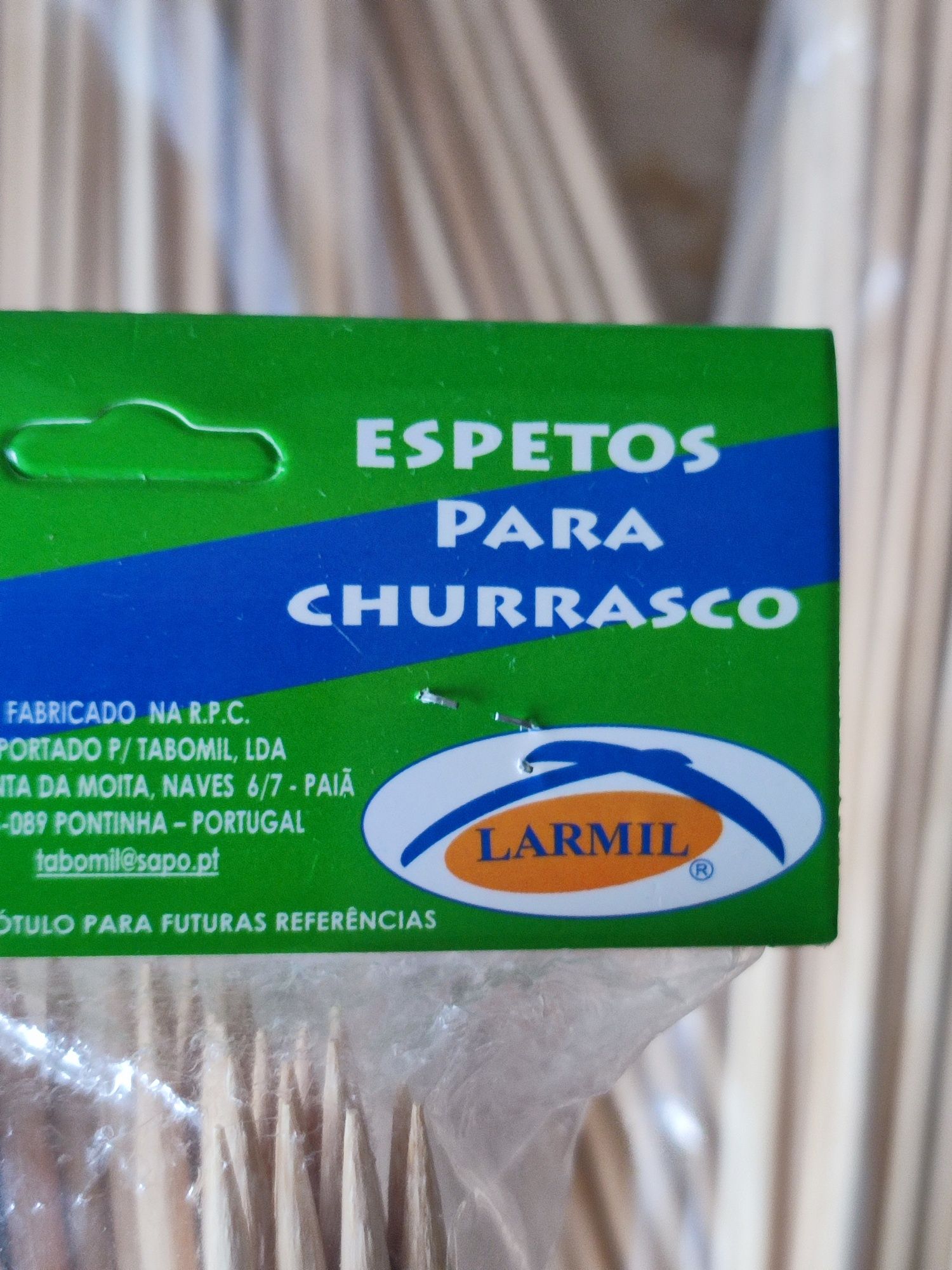 950 Palitos para espetadas com 35 cm cada( Bambu?