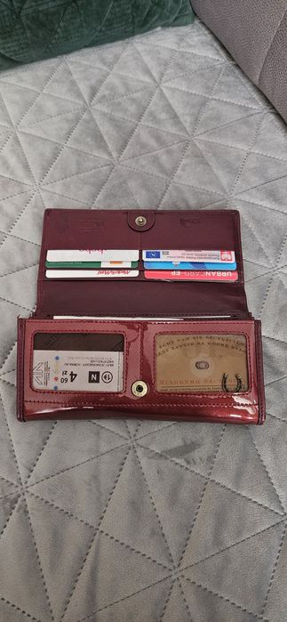 Portfel Witchen lakierowany