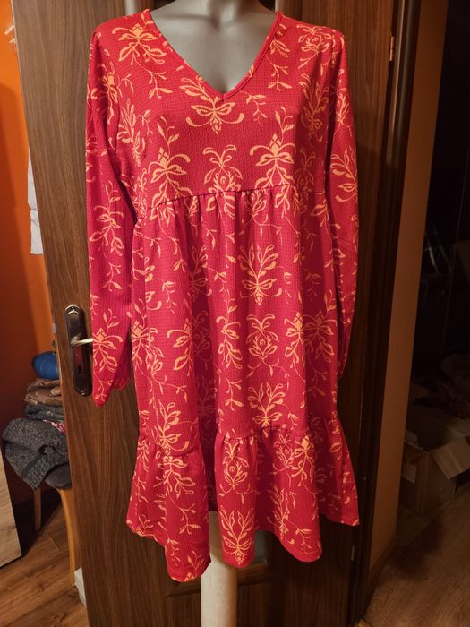Sukienka z długim rękawem czerwona L