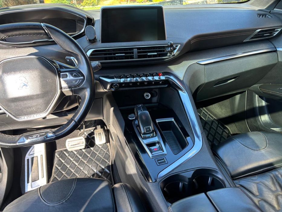 Peugot 3008 GT.   Z grudnia 2017 r  1 wlasciciel jezdzacy w Grecji