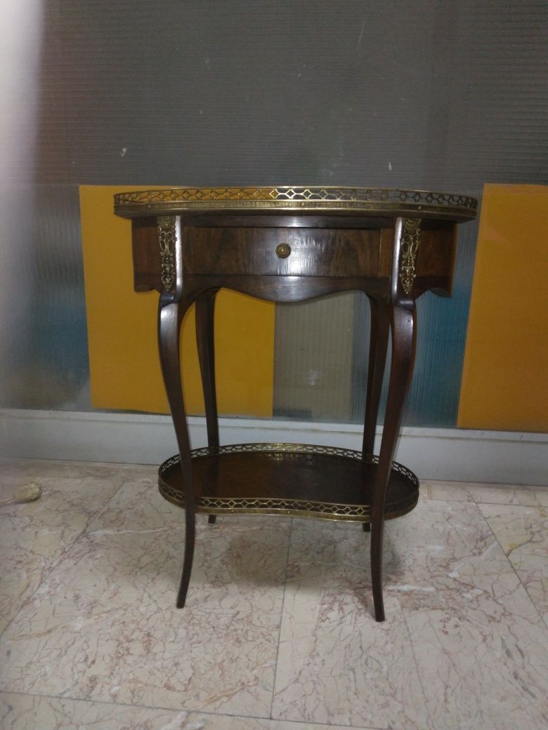 Mesa de apoio dois tampos em pausanto