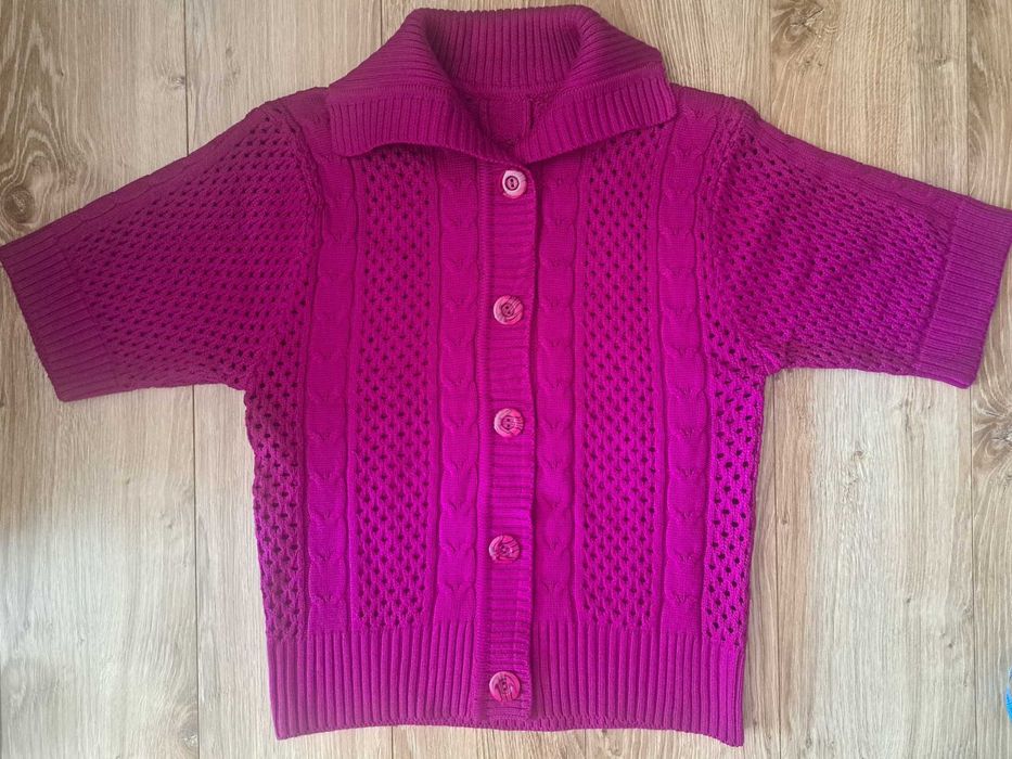 Sweter mocno różowy