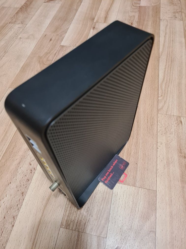 Маршрутизатор Роутер Virgin Media HUB 3.0 без Комплекта