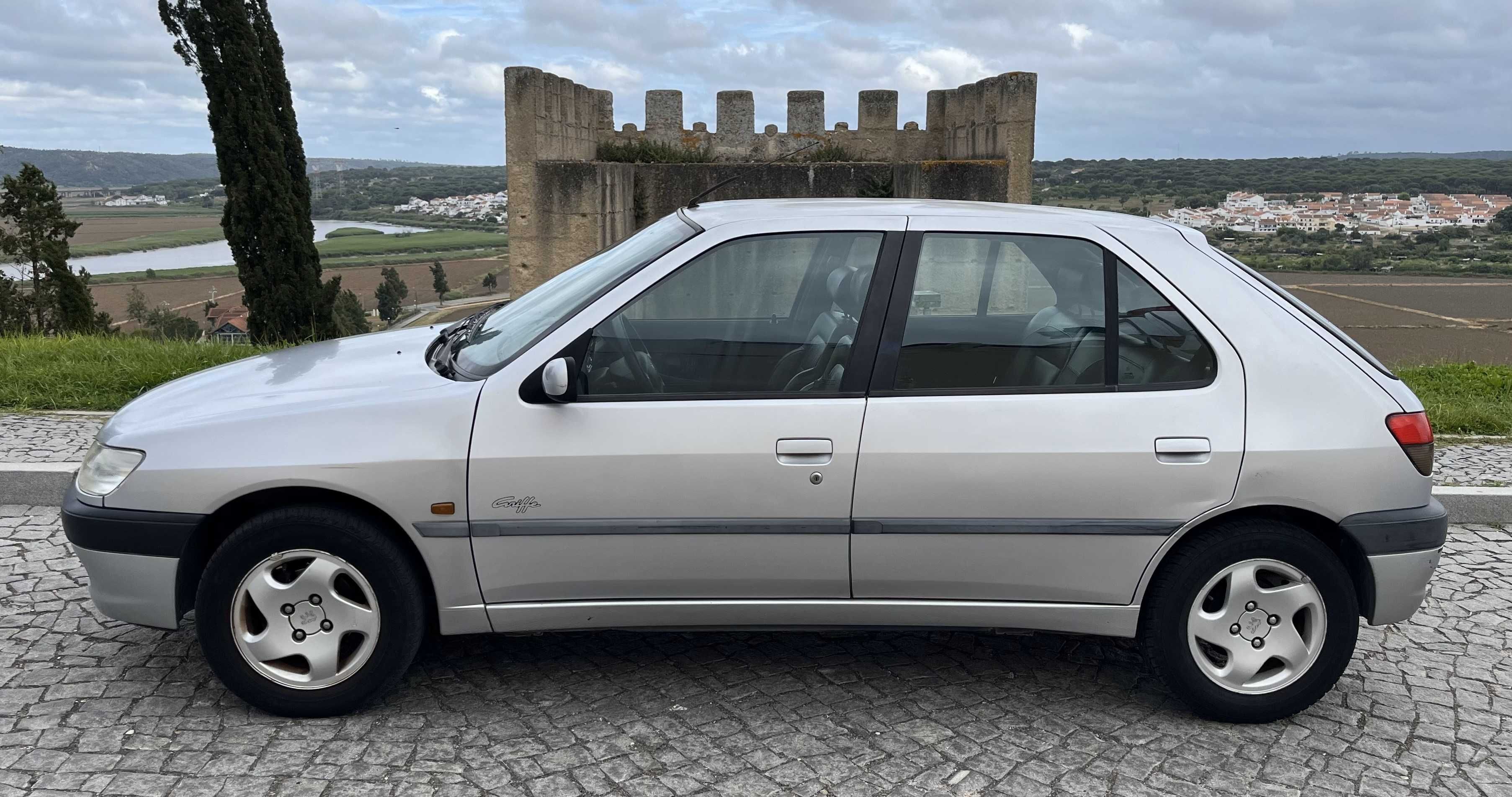 :: Peugeot 306 Griffe 1.4 Gasolina ::