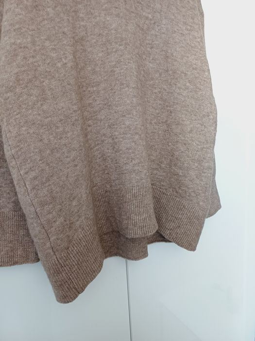 Massimo Dutti wełniany golf oversize beżowy wełna sweter z golfem