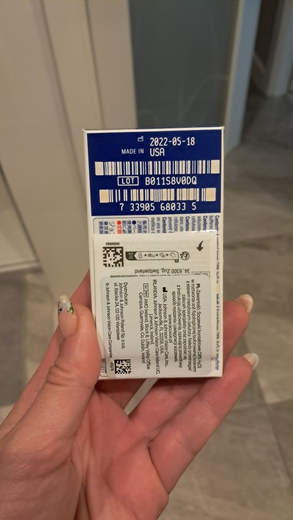 Soczewki miesięczne Acuvue
