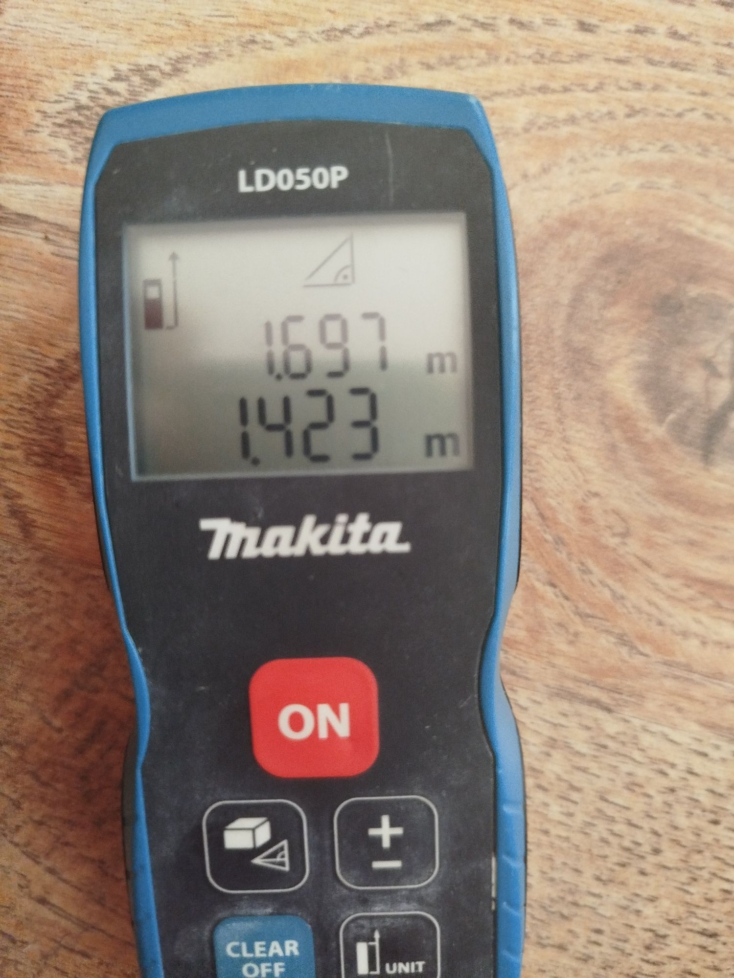 Dalmierz laserowy Makita LD050P