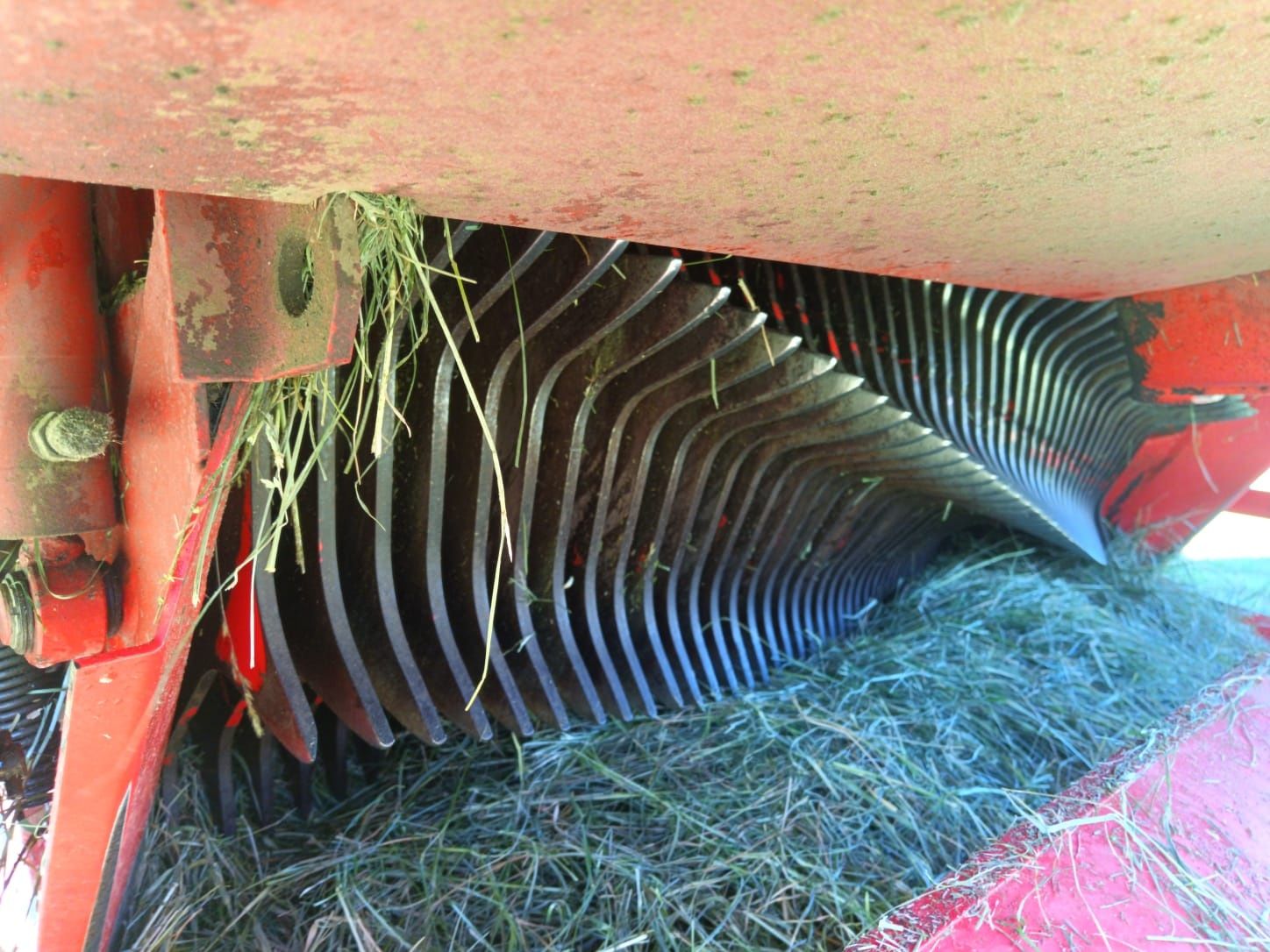 Przyczepa samozbierająca Pottinger Torro 5100 Jumbo Strautmann Giga