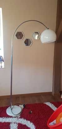 Lampa stojąca Łukowa podłogowa nowoczesna na wysięgniku gratis żarówka