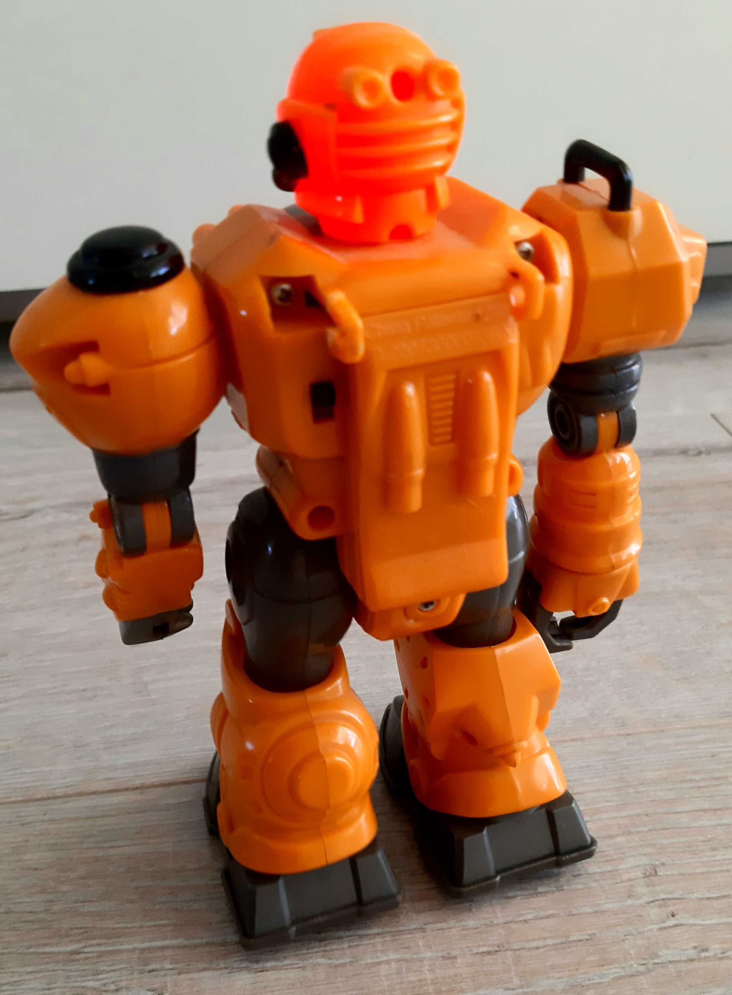 Robot interaktywny 18 cm