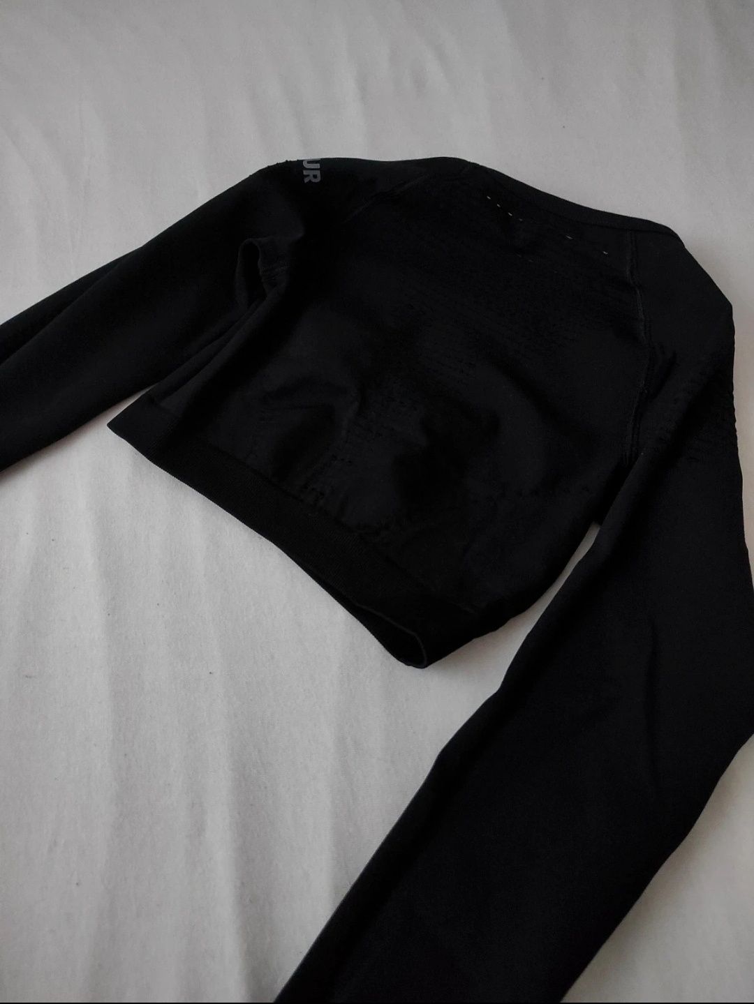 Czarny Rashguard longsleeve bezszwowy Crop top gym glamour XS 34