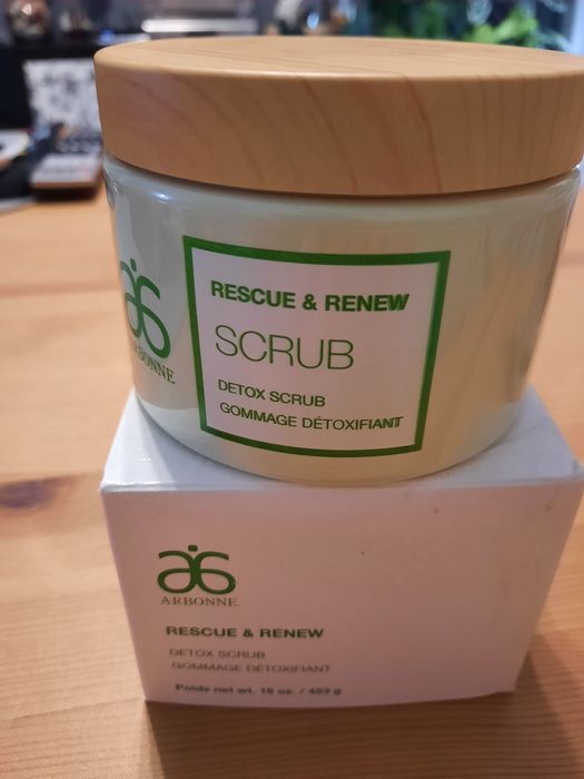 Arbonne scrub do ciała