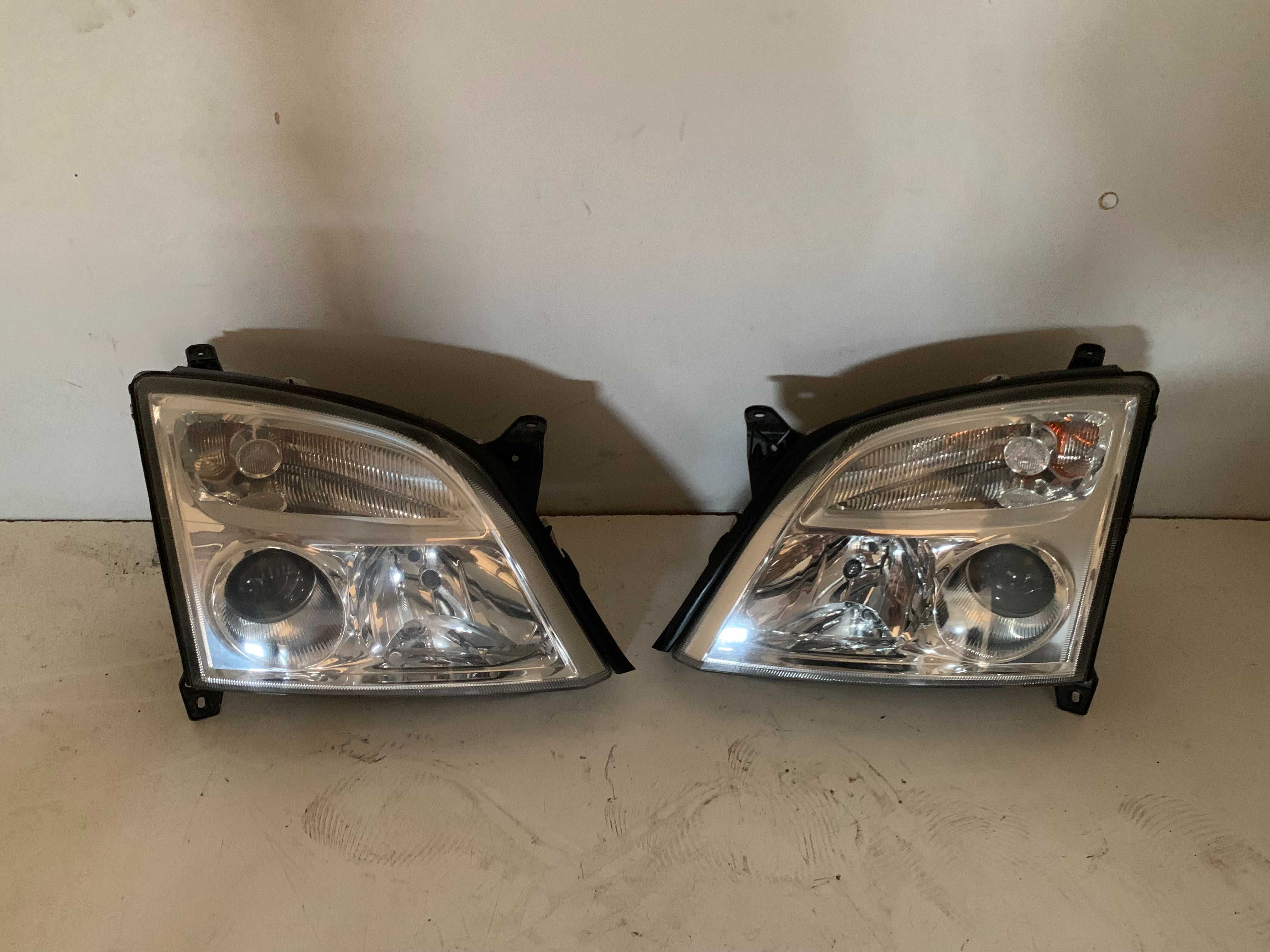 Opel Vectra C Signum Lampy Przód Przednie Komplet Lewa+Prawa EU Ładne