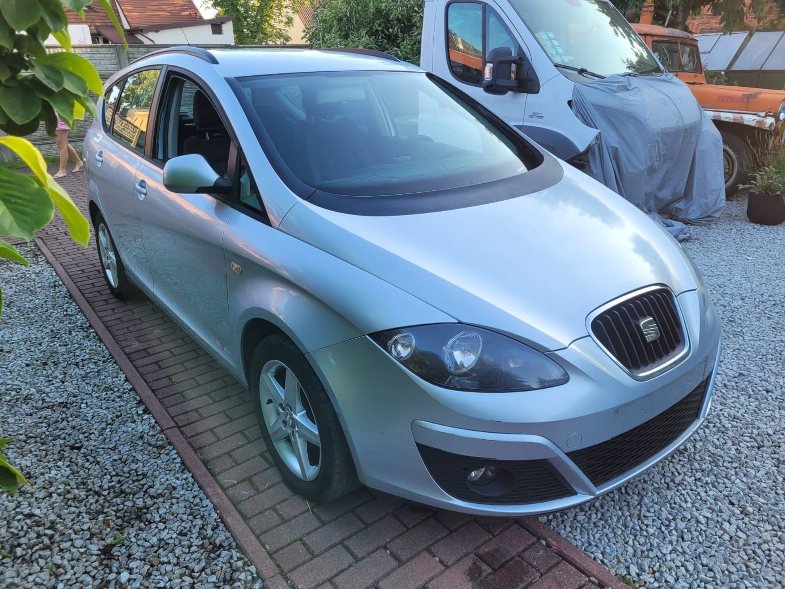 Seat Altea XL części zderzak maska błotnik drzwi LS7Y