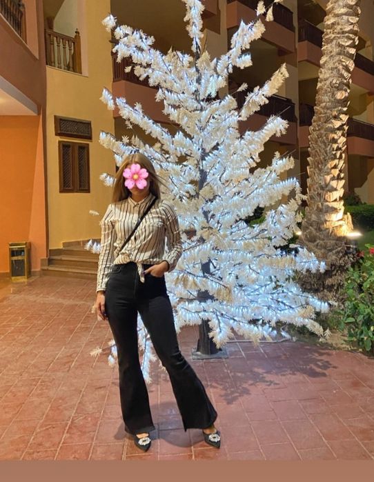 Продам джинсы клеш, продам джинсы клеш с высокой талией