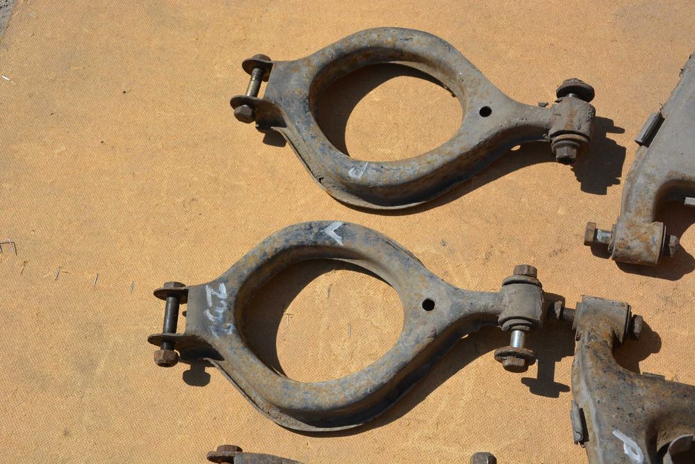 Nissan 300ZX Z32 wahacze tył tylne