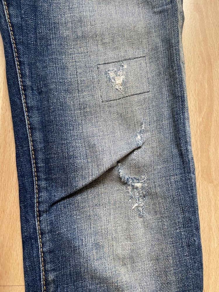 DSQUARED2 jeansy IT 38