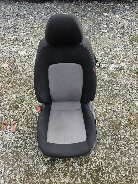 Fotel kierowcy Seat Ibiza 6j VI siedzenie siedzisko Fotele krzesła