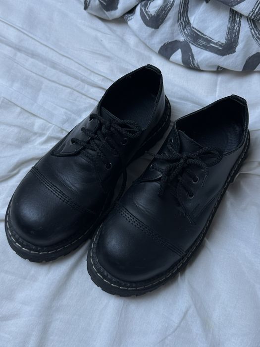 Czarne Oksfordki glany