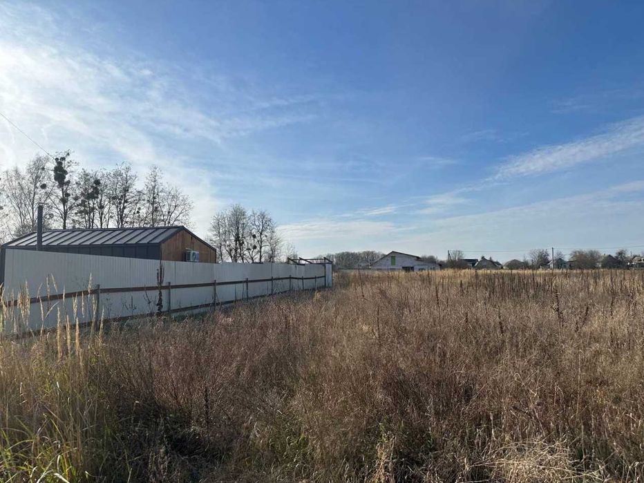 Продаж ділянки 15 соток під забудову. Фасад 25м. Біля озера. ID:710