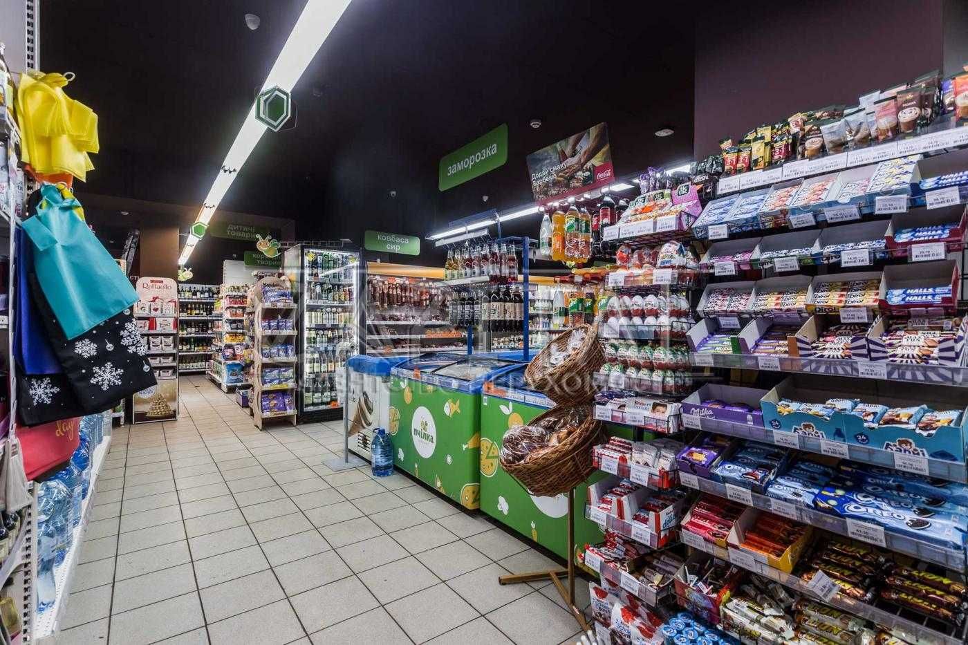 Продаж торгового приміщення вул. Володимирська 73/77