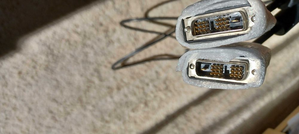 PRZEWÓD, kabel typu DVI-DVI, 1,8 m, nowy