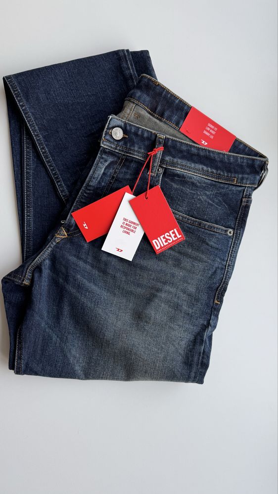 Чоловічі джинси Diesel 1979 SLEENKER-Vaqueros slim fit ОРИГІНАЛ