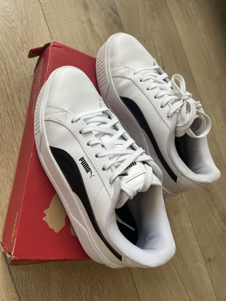 Buty puma na platformie