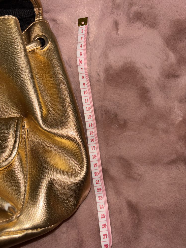 Plecak maly zloty River Island