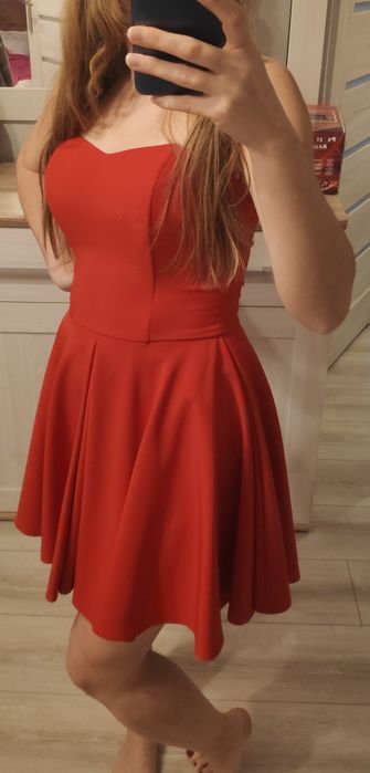 Sukienka czerwona Agnes rozkloszowana bez ramiączek rozmiar 34