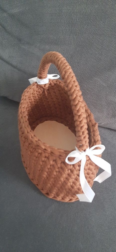 Koszyczek wielkanocny handmade na szydełku
