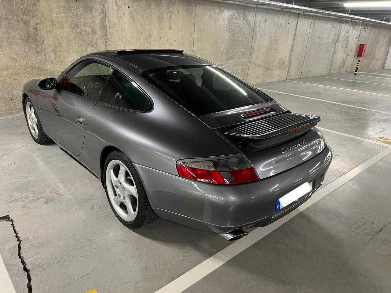 Porsche Carrera 4 c/teto abrir