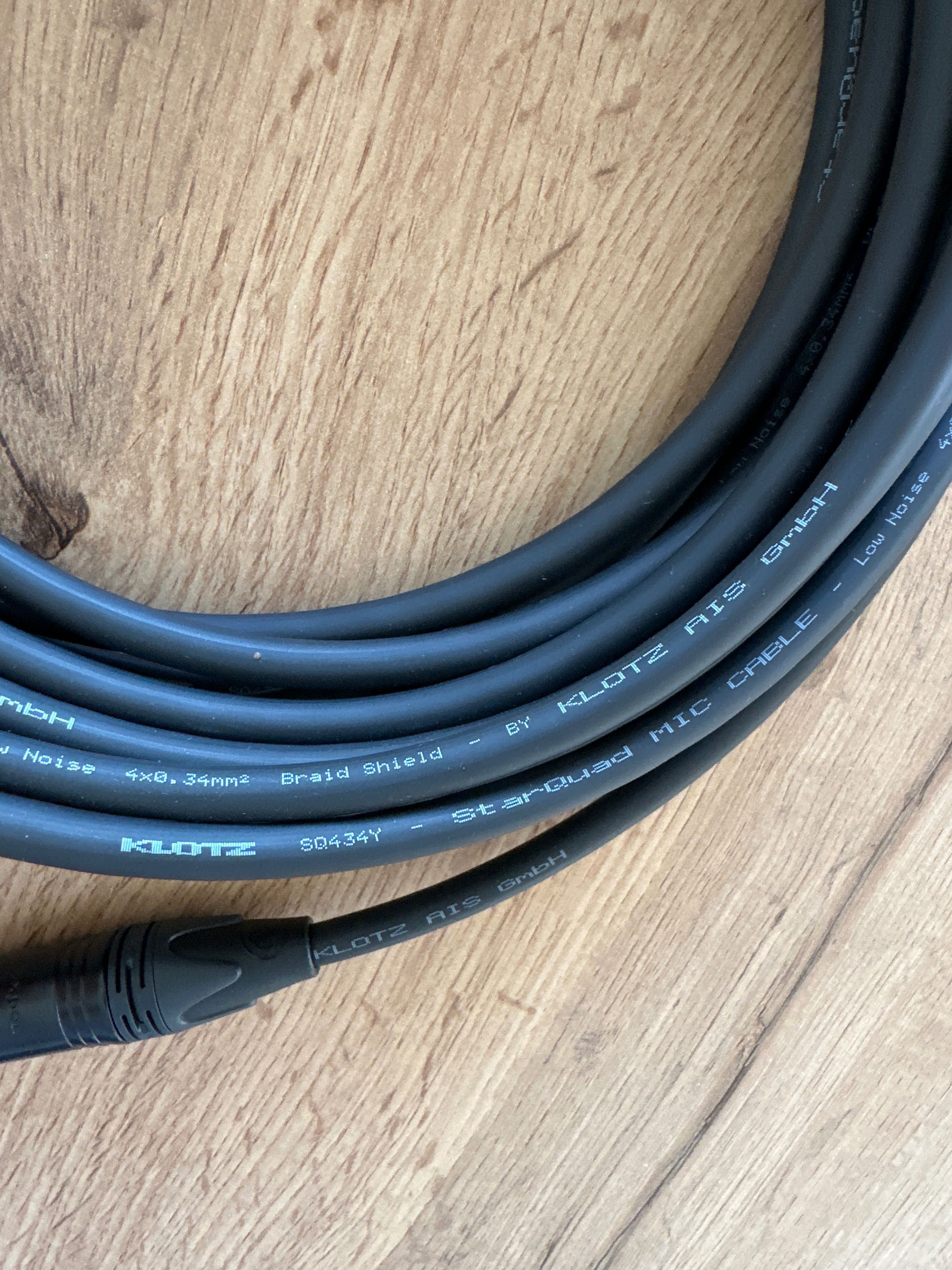 Kabel mikrofonowy Klotz Titanium Quad Neutrik XLR - 8 metrów. Sq434y