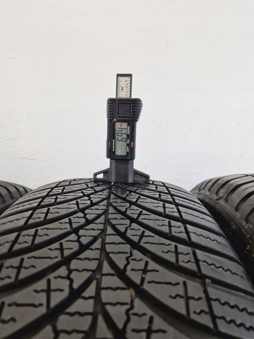 Opony Goodyear Vector 4Seasons 205/55r16 94V