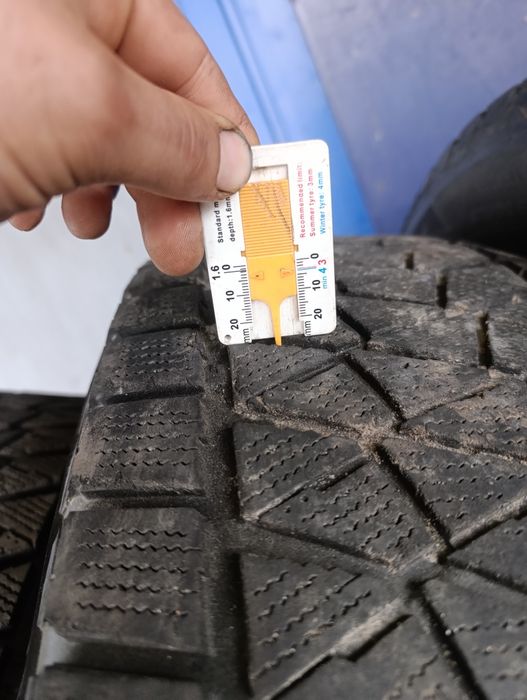 Кальоса Bridgestone Blizzak 285.70.17