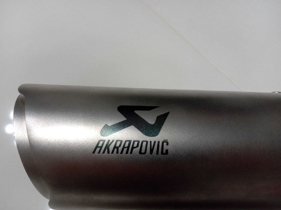 Komin z rurą do spalin