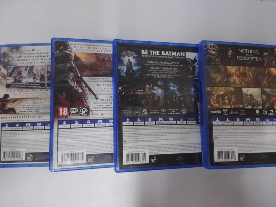 Zestaw 4 gier PS4 Assassin x2 , shadow of war, batman