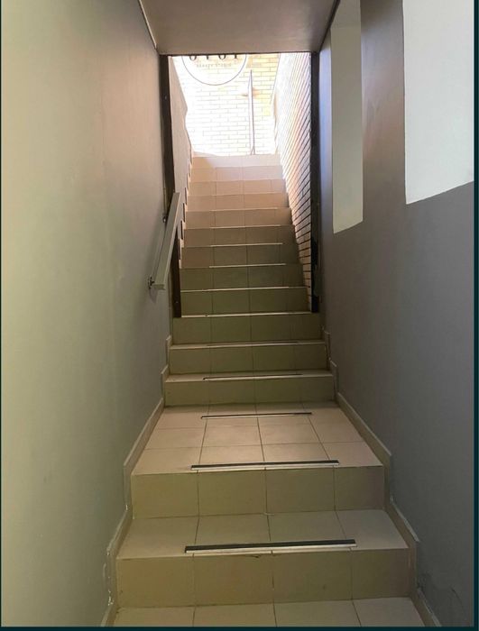 Терміновий продаж Комерційноі нерухомості м.Київ Дарницький р-н