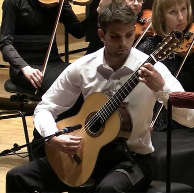 Prywatne lekcje gry na gitarze, nauka gry gitara