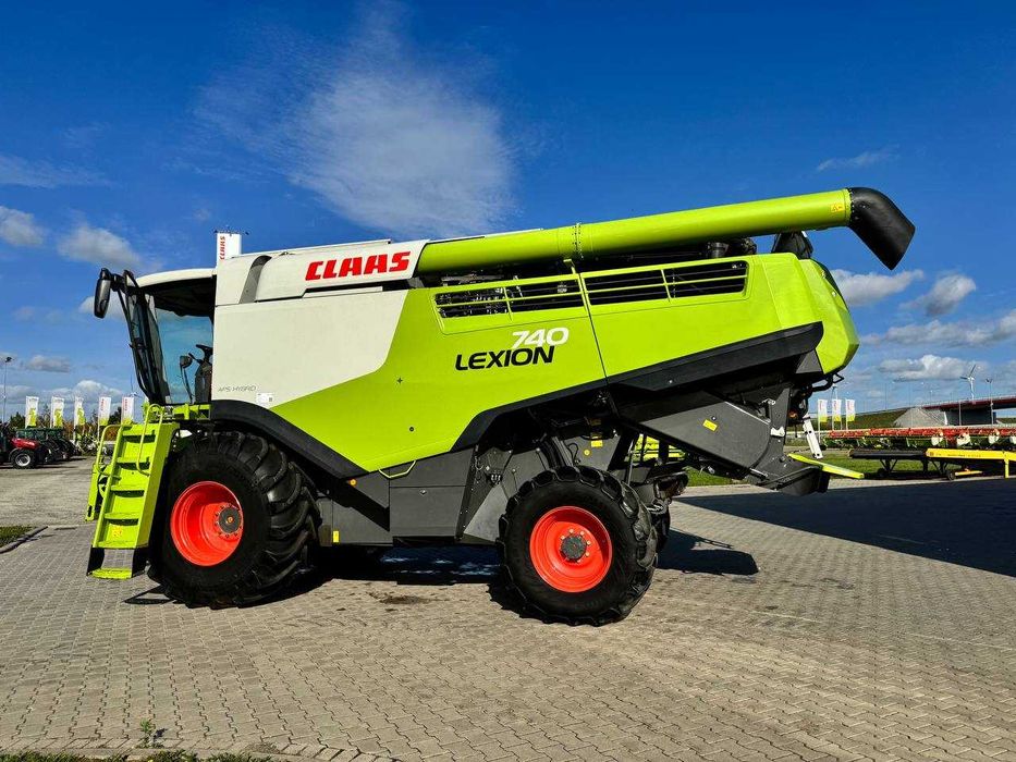 Зернозбиральний комбайн Claas Lexion 740 2018 рік, 2893/1710