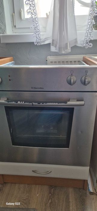 Elektrolux Piekarnik EOB3711x, Płyta Gazowa EHG671X,