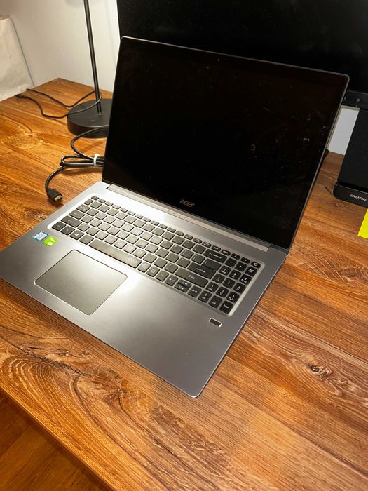Laptop - Acer Swift 3 SF315-51G – i5-8250U / 8GB RAM / SSD / MX150