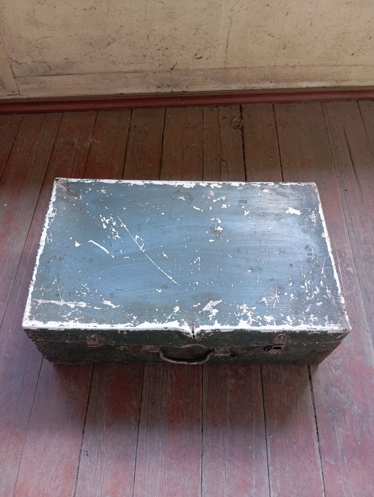 Ящик, чемодан металлический для инструмента..