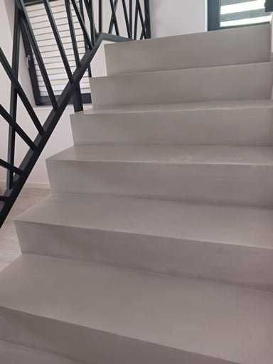 Wykończenia wnętrz:mikrocement,beton,ściany,schody,posadzki,łazienki