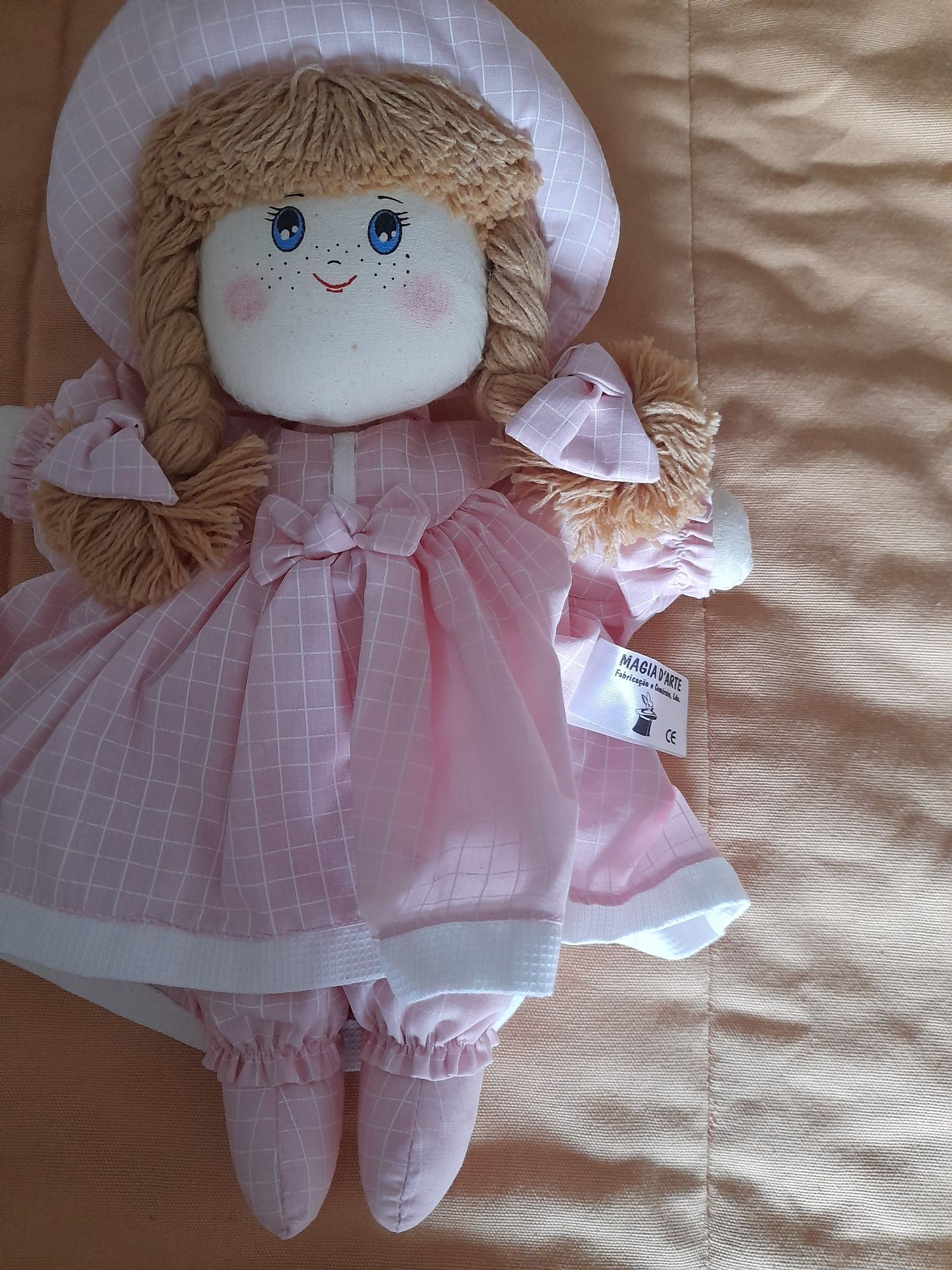 Boneca de tecido