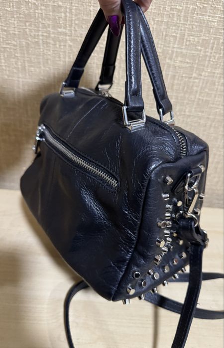 Сумочка кросс- боди с двумя ремнями, натуральная кожа