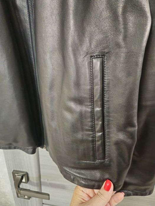 Кожаная двусторонняя куртка в идеальном состоянии