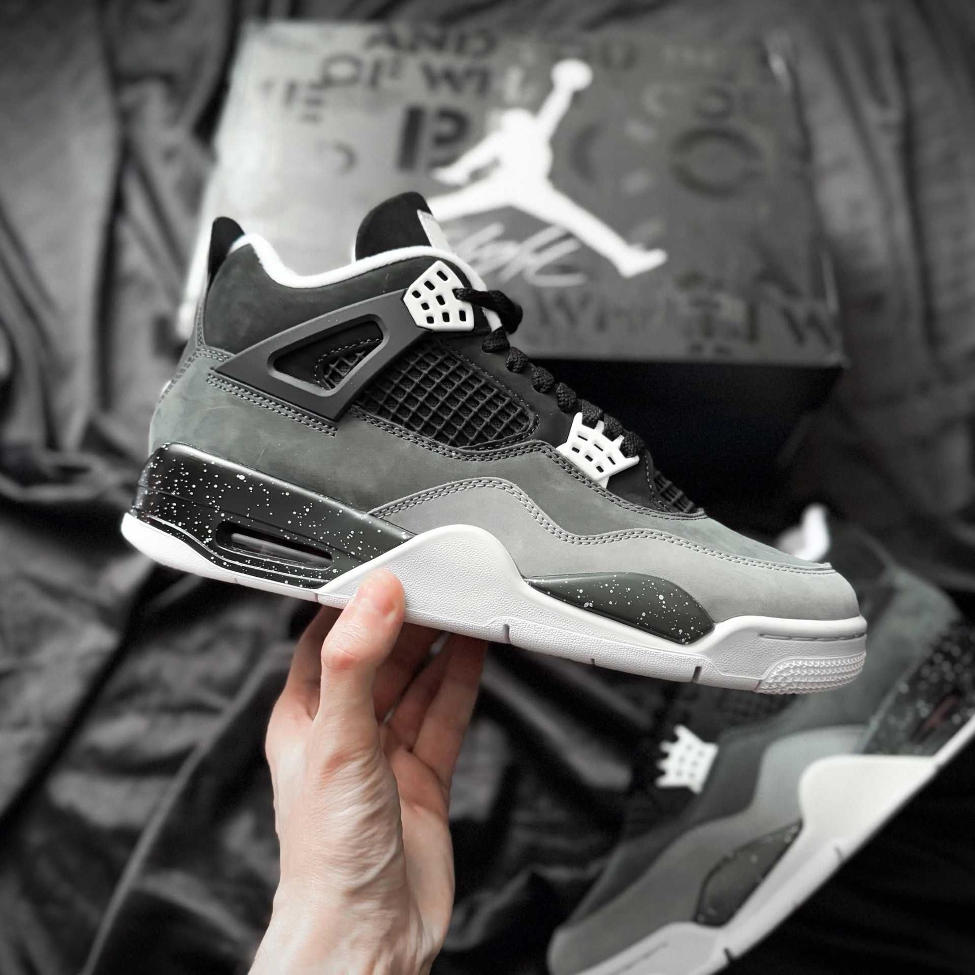 Buty męskie czarny Jordan 4 Black EU 40